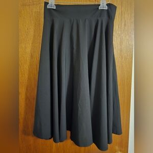 Flowy Black Midi Skirt - Medium